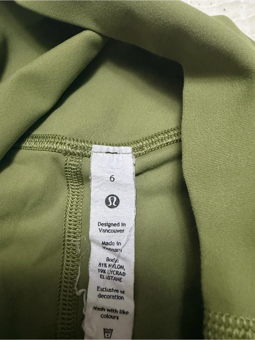 lululemon athletica Olive Capri Leggings
